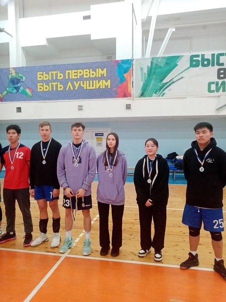 Районный турнир по волейболу среди молодежи.